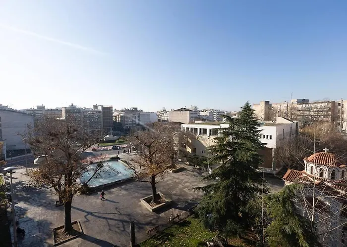 με θέα πλατεία στο κέντρο της πόλης Apartment