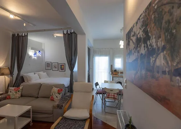 Apartment με θέα πλατεία στο κέντρο της πόλης Larissa