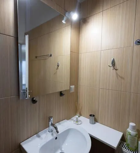 με θέα πλατεία στο κέντρο της πόλης